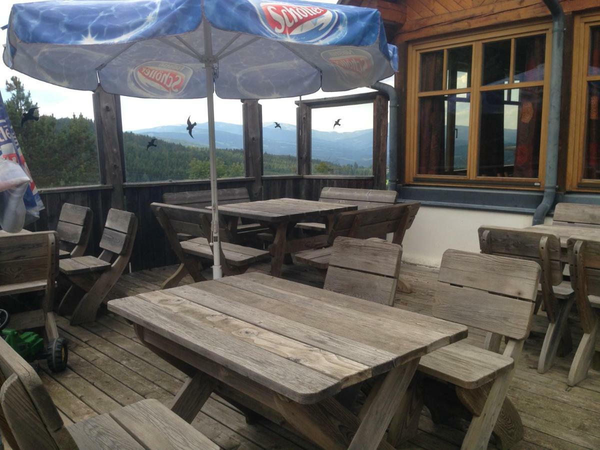 Alpengasthof Hoiswirt Modriach Exterior photo